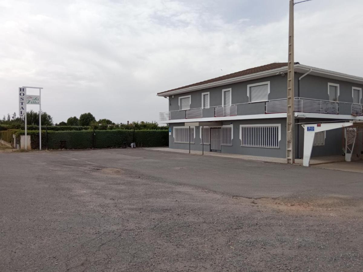 La Villa Hostal Calvarrasa de Abajo エクステリア 写真